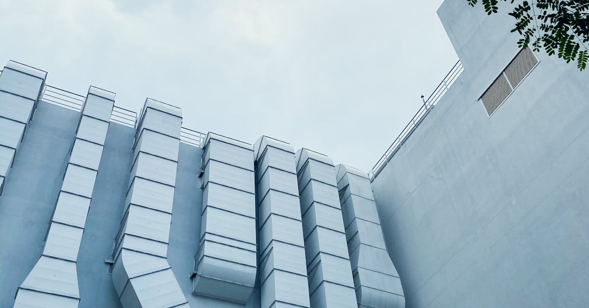 Historical Innovations in Cooling Systems That Lengthen Equipment Lifespan